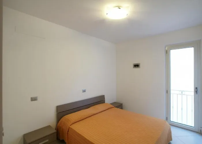 Le Pinete Apartman *